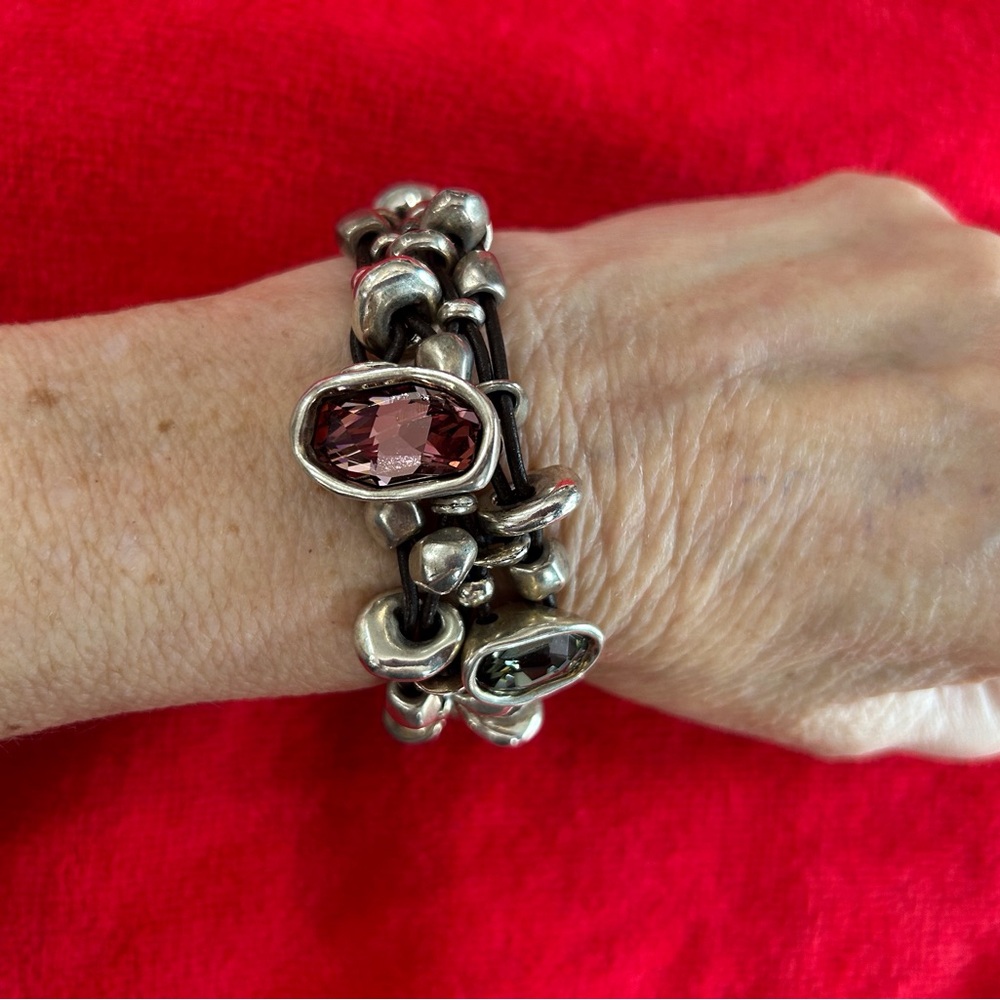UNO de 50 Lady Marmalade Silver Bracelet with Pink and Grey Crystal Stones - Picture 5 of 8